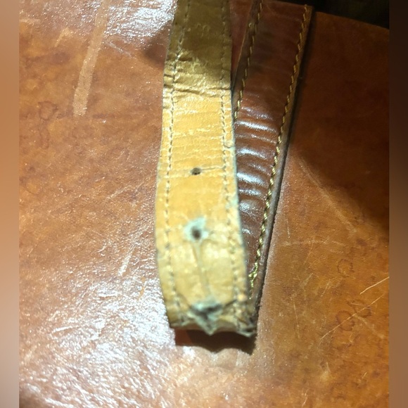 Vintage handmade brown distressed Leather Crossbody Bag with Adjustable Strap - Picture 7 of 7